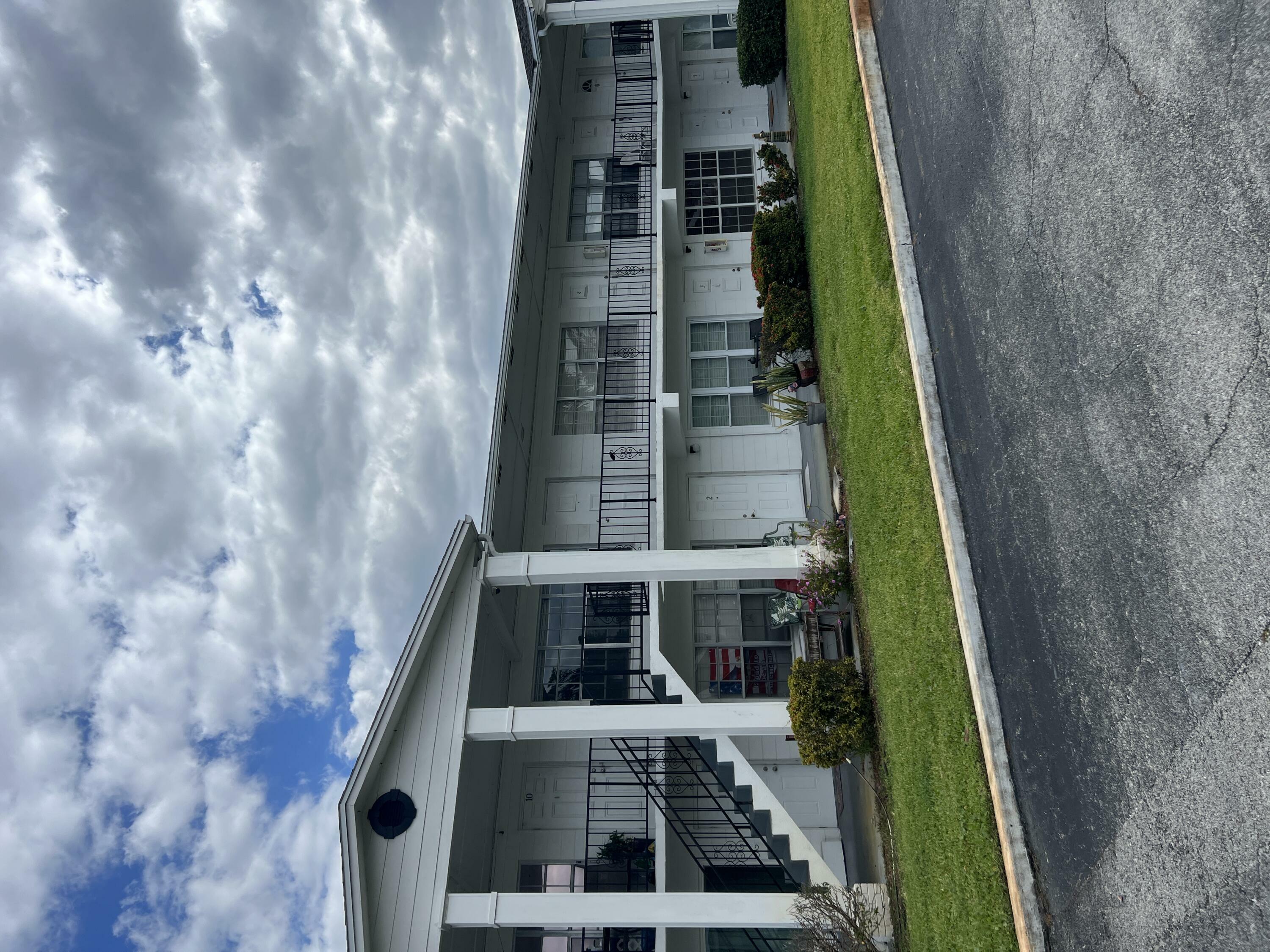 Property Photo: 3751 S Hopkins Avenue FL 32780