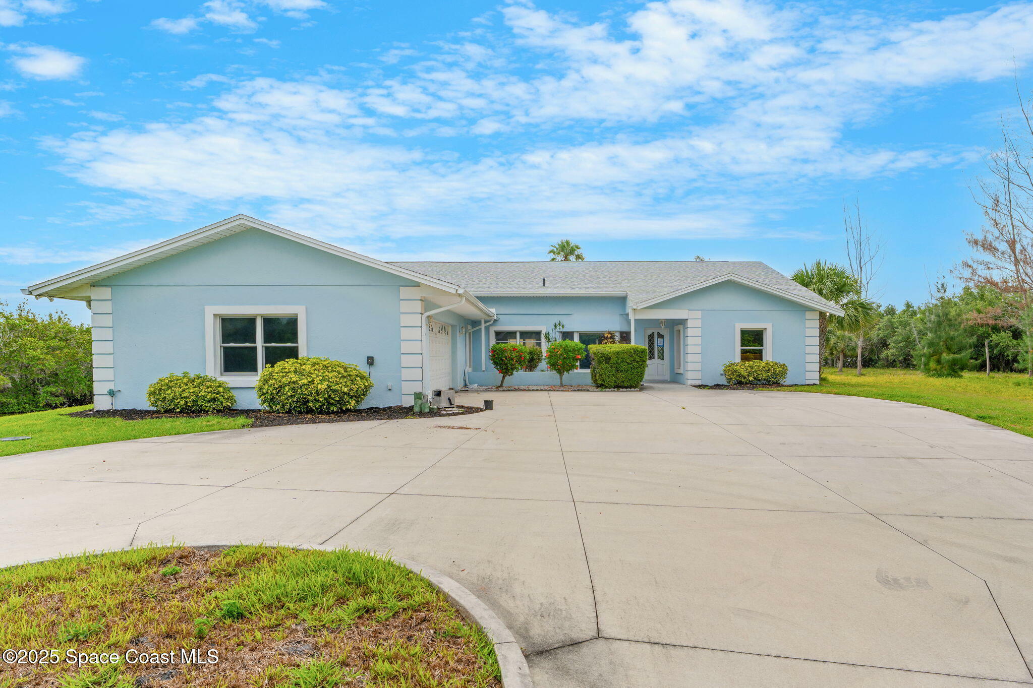 9620 S Tropical Trail  Merritt Island FL 32952 photo