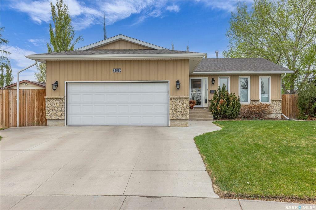 319 Armstrong Way  Saskatoon SK S7N 3M8 photo