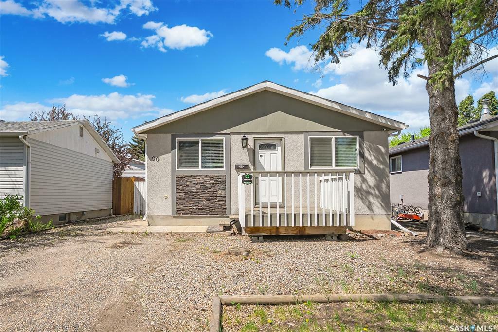 Photo de la propriété: 90 Ross Crescent SK S7L 4B3