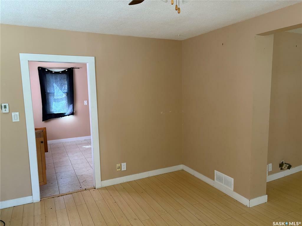 Photo de la propriété: 347 R Avenue S SK S7M 2Z2