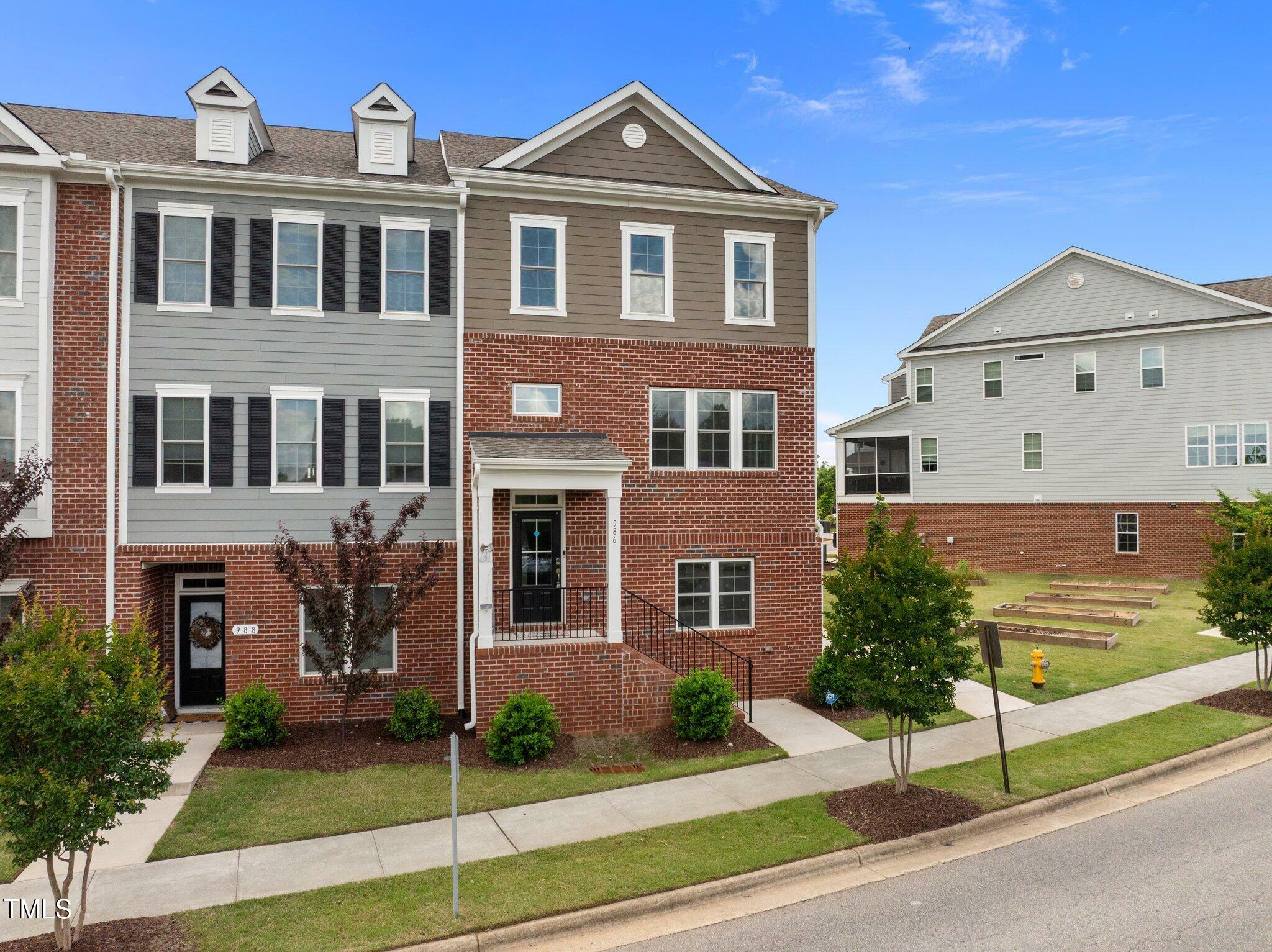 Property Photo: 986 Gateway Commons Circle NC 27587