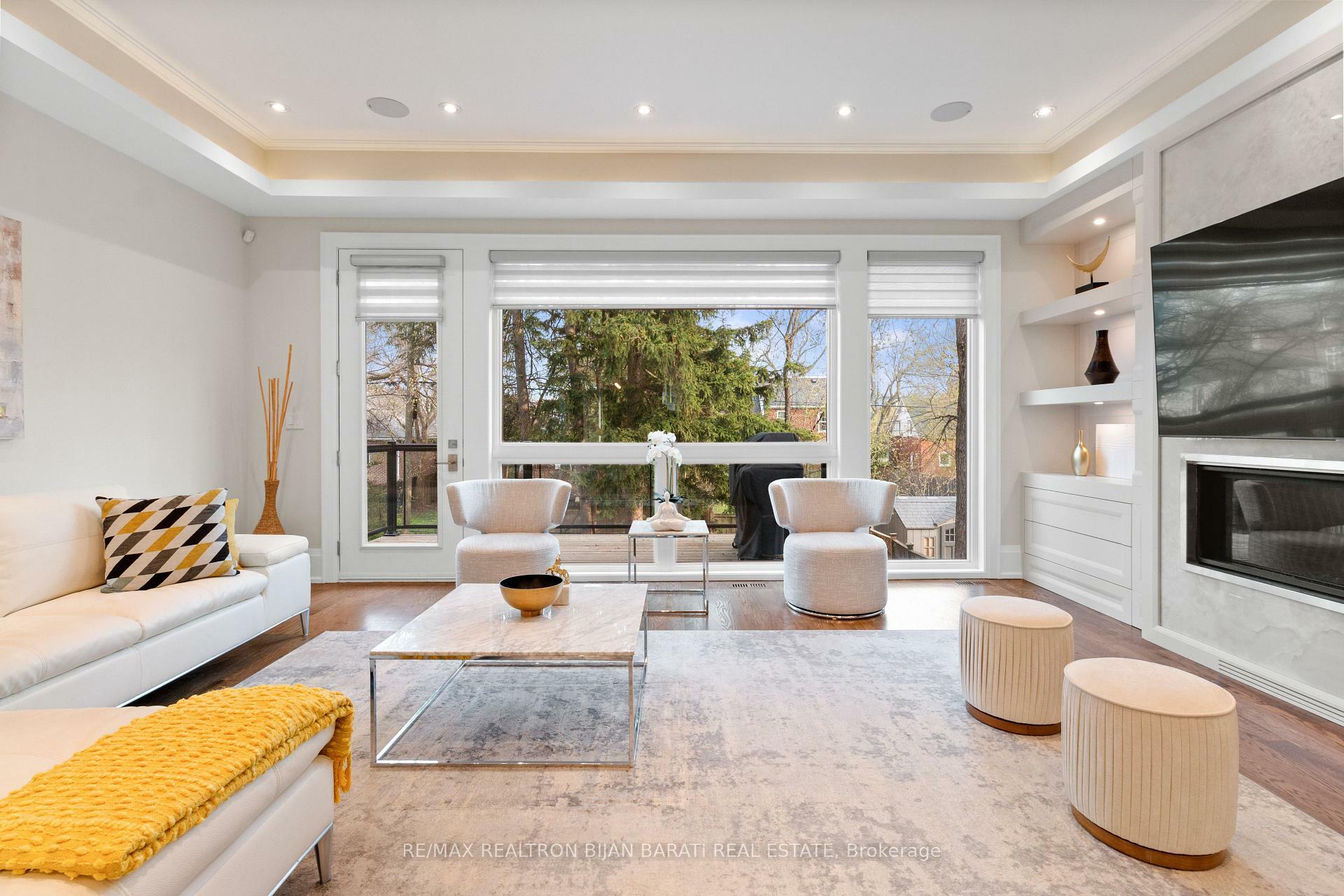 Property Photo: 109 Kingsdale Avenue ON M2N 3W5