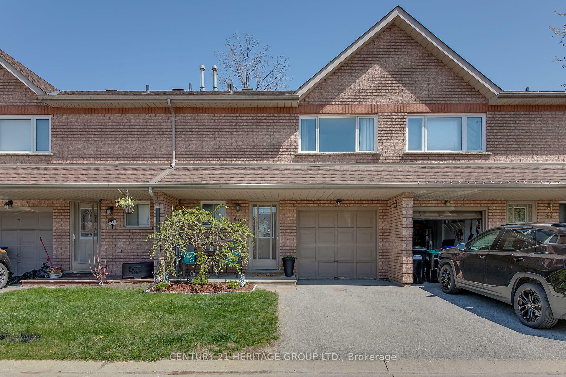 Photo de la propriété:  49 Riverley Lane E 6  ON L9R 1X8 