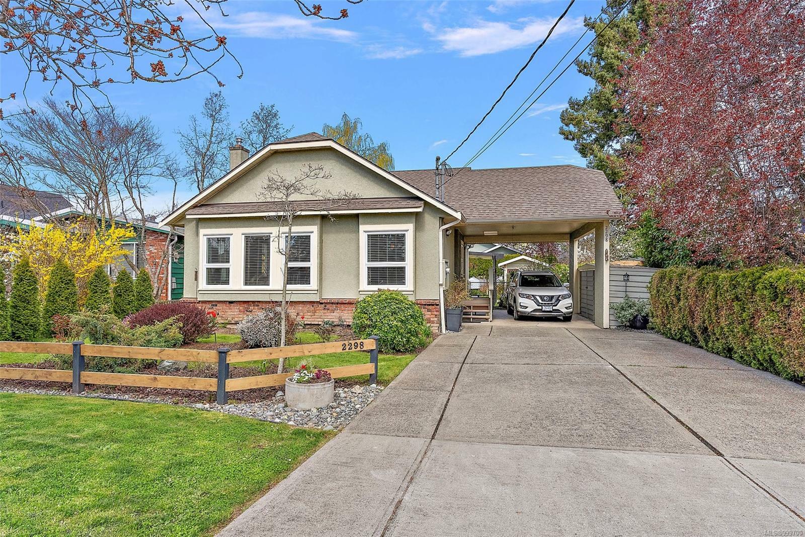 Property Photo: 2298 Malaview Ave BC V8L 2E8