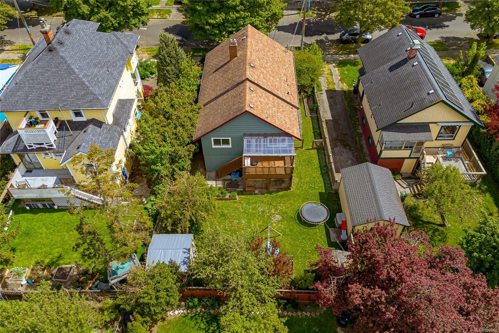 Property Photo: 2528 Graham St BC V8T 3Y7