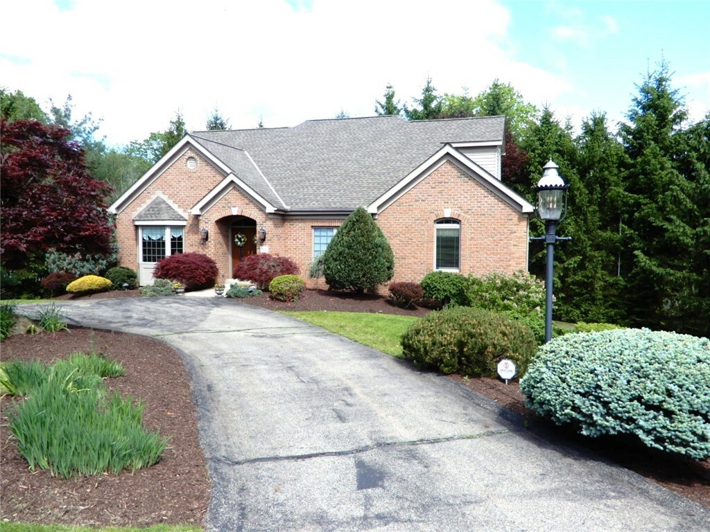 Property Photo: 128 Thousand Oaks Drive PA 15241