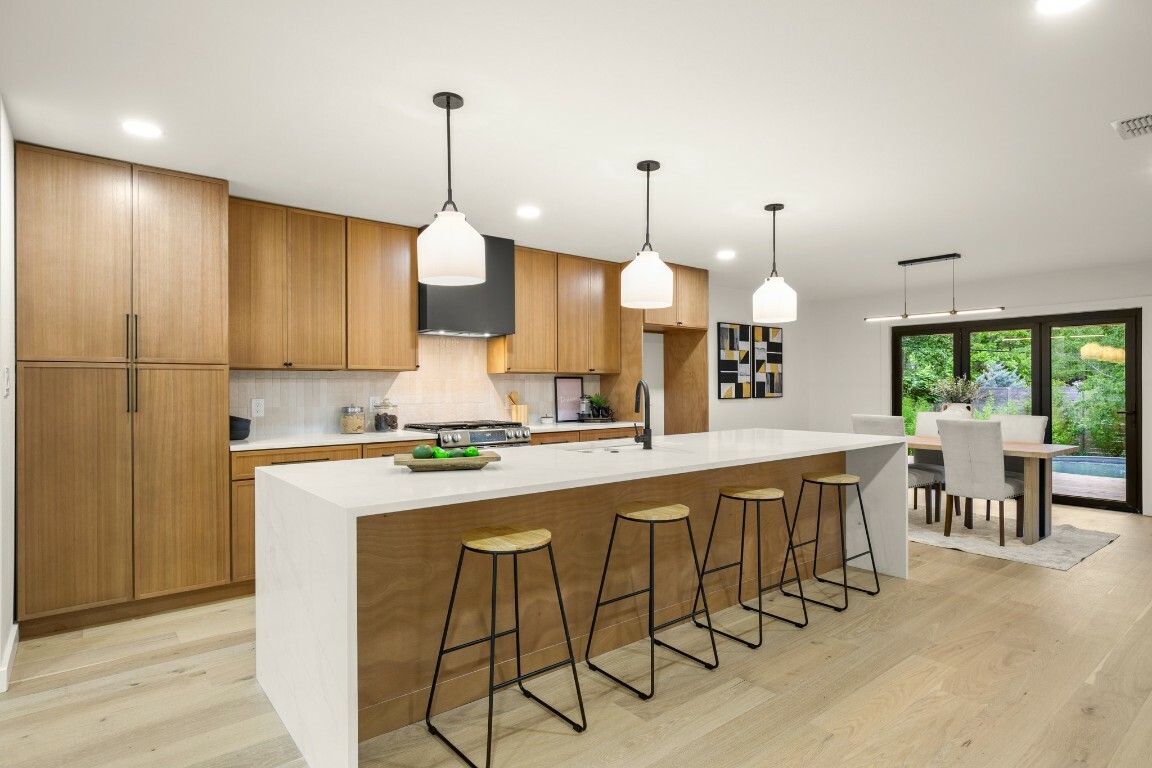 1811 Rogge Lane  Austin TX 78723 photo
