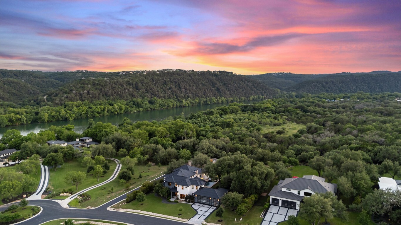 Property Photo: 908 Cypress Grove Drive TX 78732