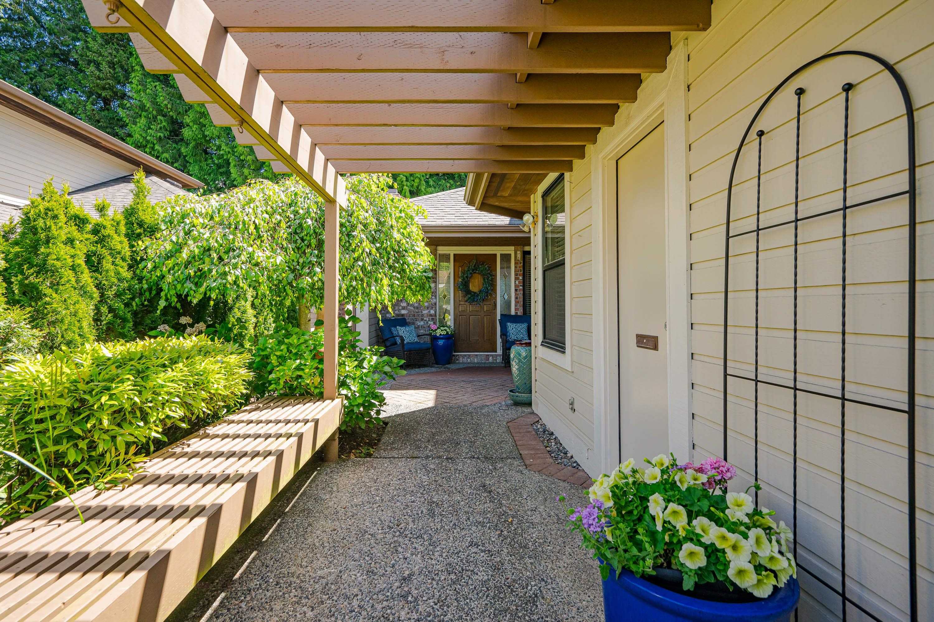 Property Photo: 1830 Southmere Crescent 2 BC V4A 6W9