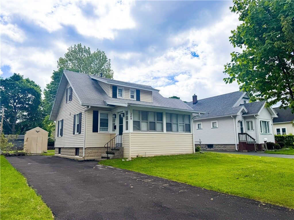 Property Photo:  249 Delmar Road  NY 14616 