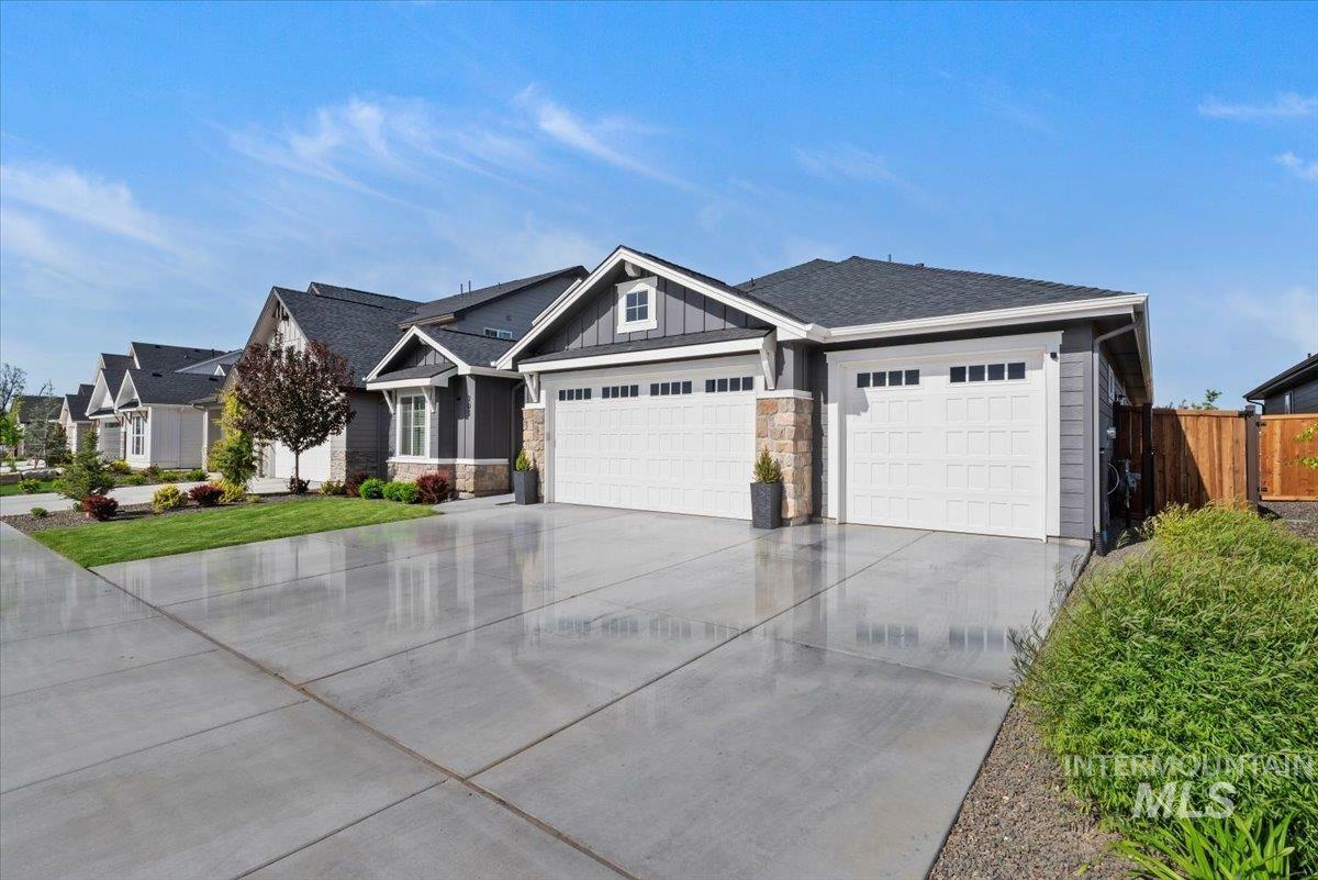 Property Photo: 203 S Fusion Ave. ID 83634