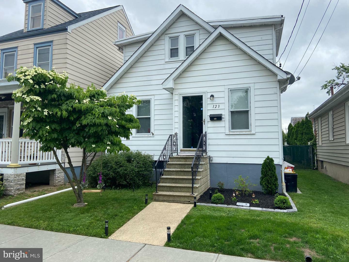 123 Beal Street  Hamilton NJ 08610 photo