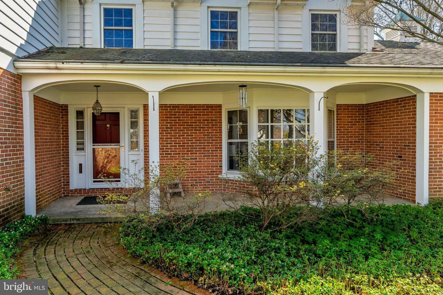 Property Photo: 1428 Center Road PA 17603