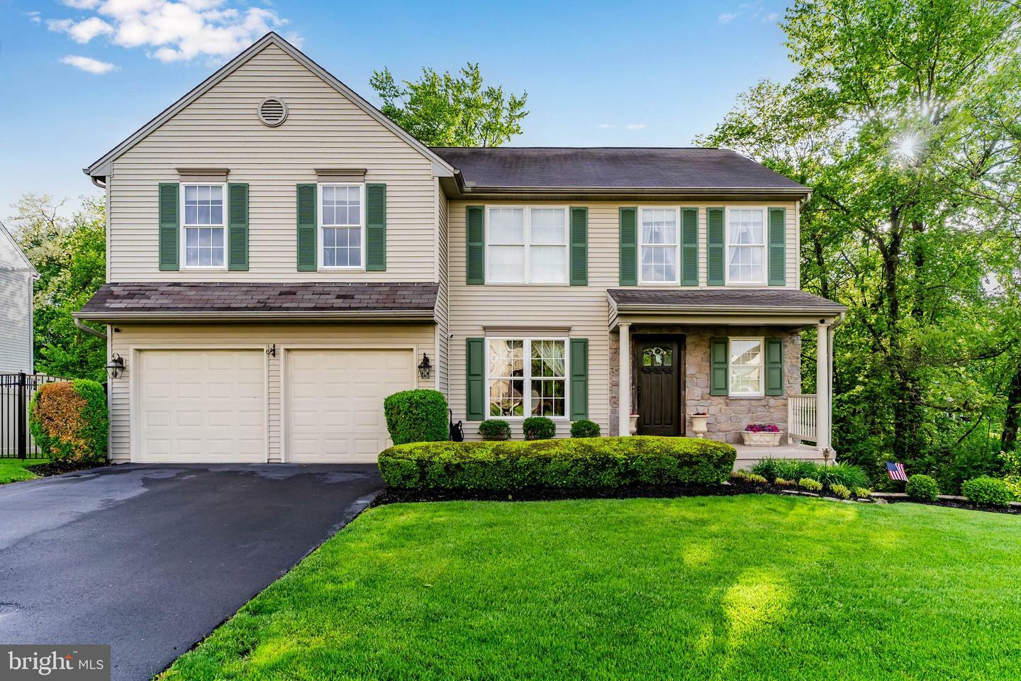 217 Edenderry Way  Enola PA 17025 photo