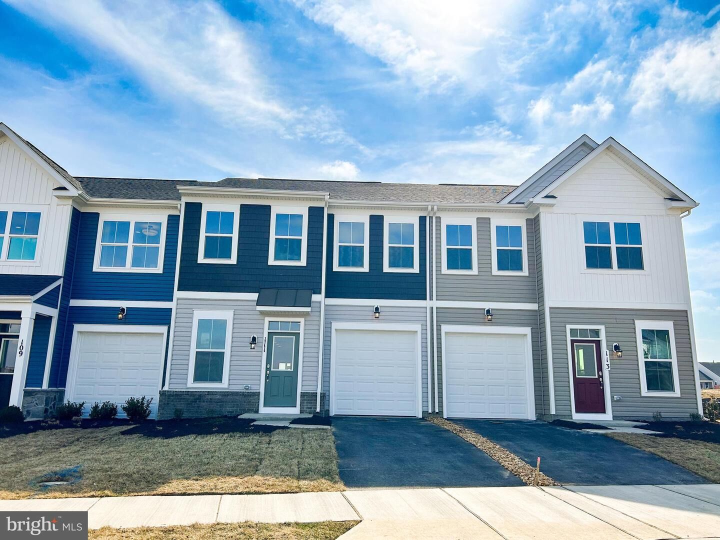 Property Photo: 105 Castaway Place VA 22603