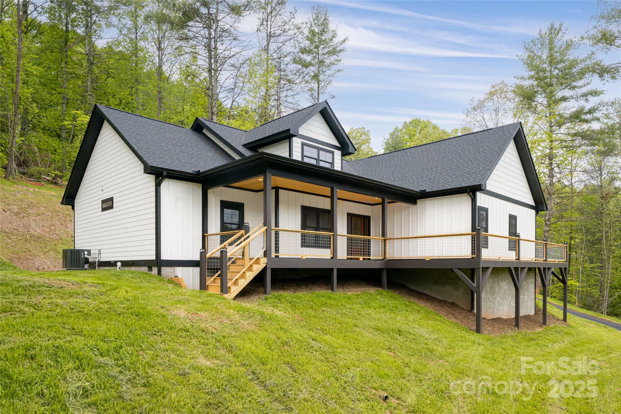 Property Photo: 82 Arrowood Road NC 28787