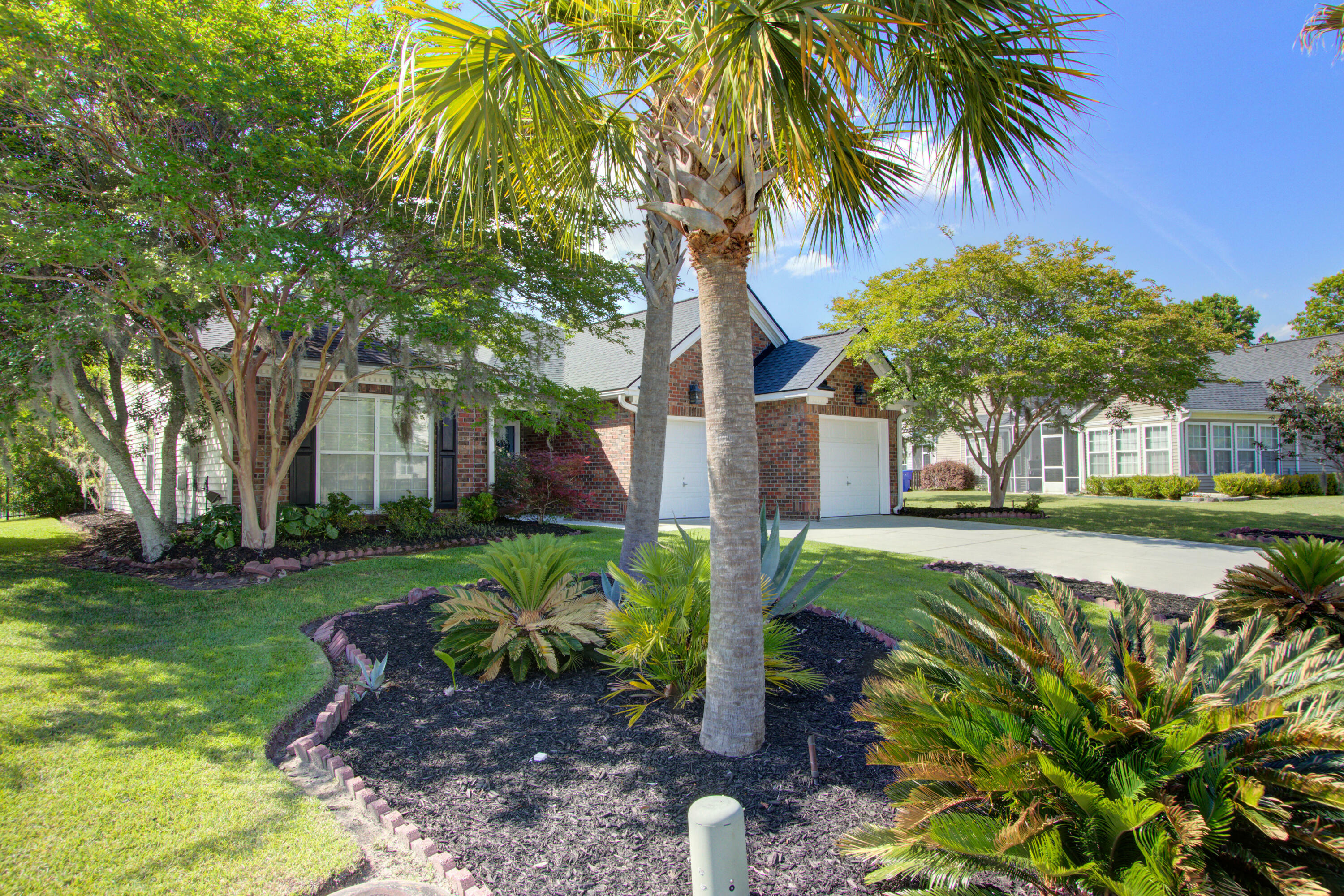 Property Photo: 486 Maple Oak Lane SC 29414