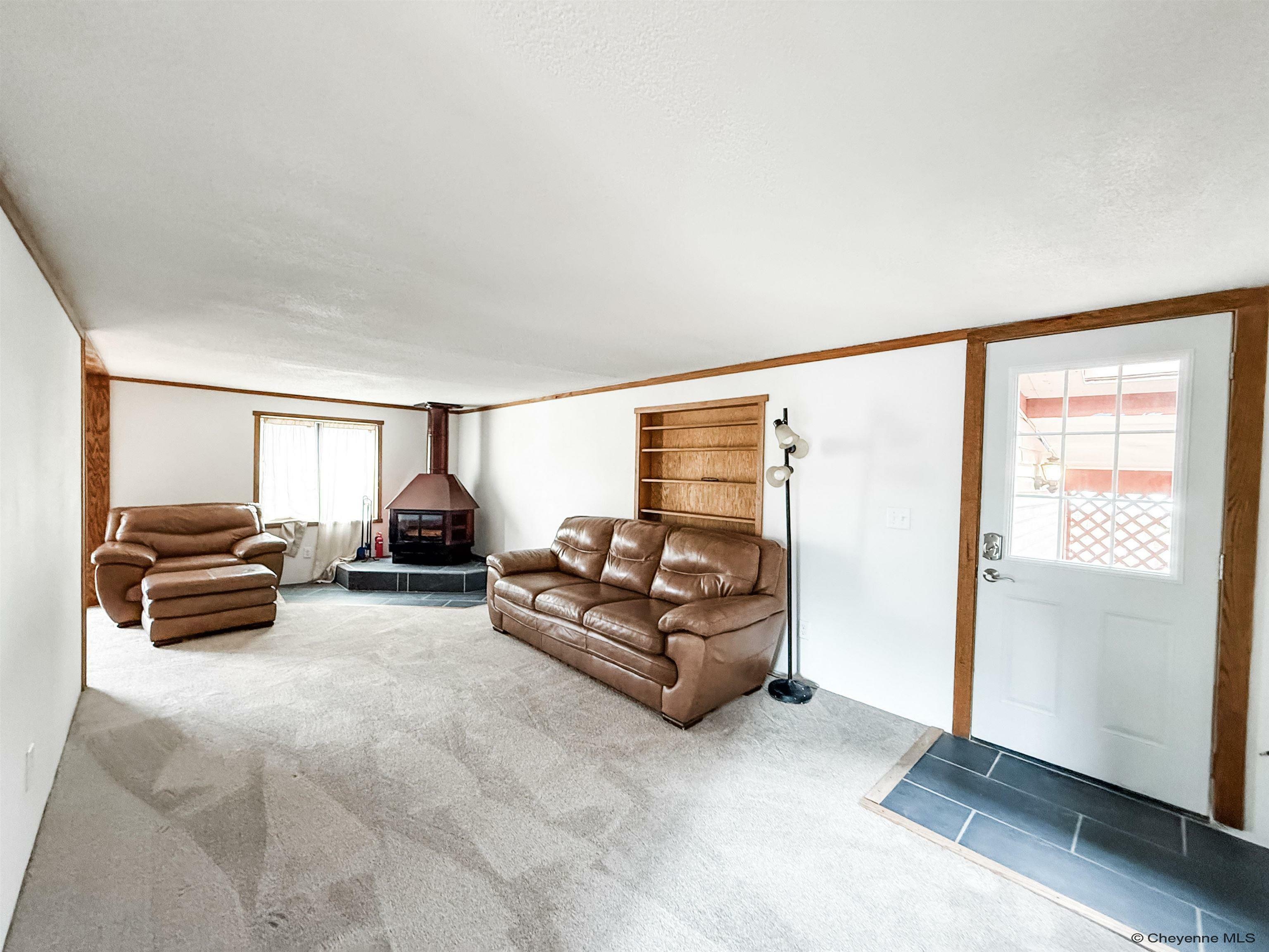 Property Photo: 706 Dallas Rd WY 82001