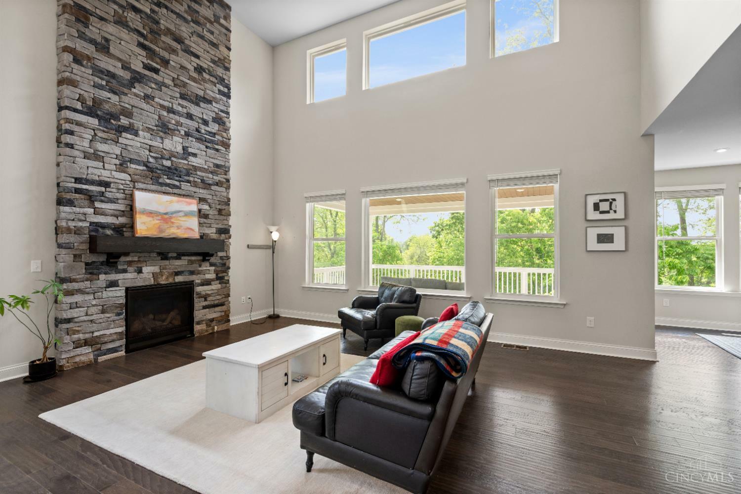 Property Photo: 7173 Laurel Oaks Drive OH 45069