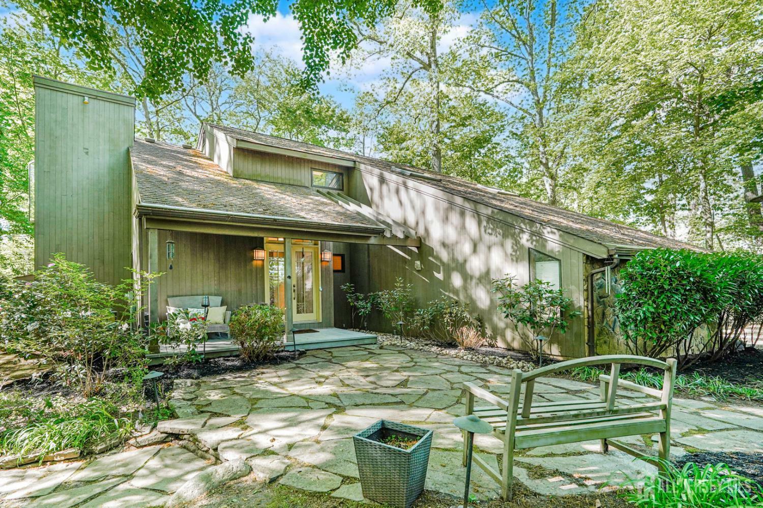 144 Fresh Ponds Road  East Brunswick NJ 08816 photo