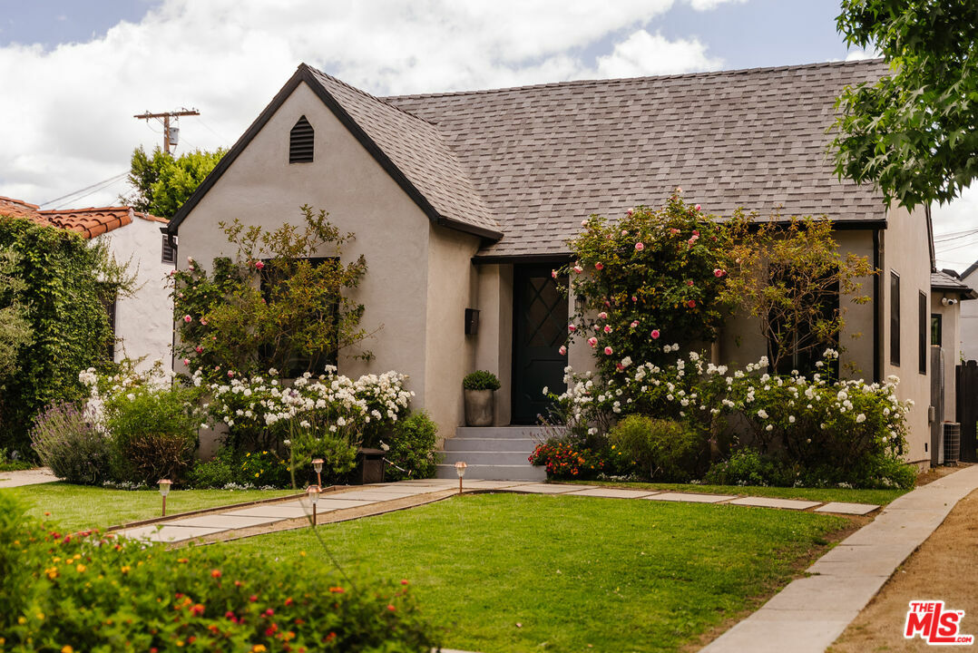 3707 Glenfeliz Blvd  Los Angeles CA 90039 photo