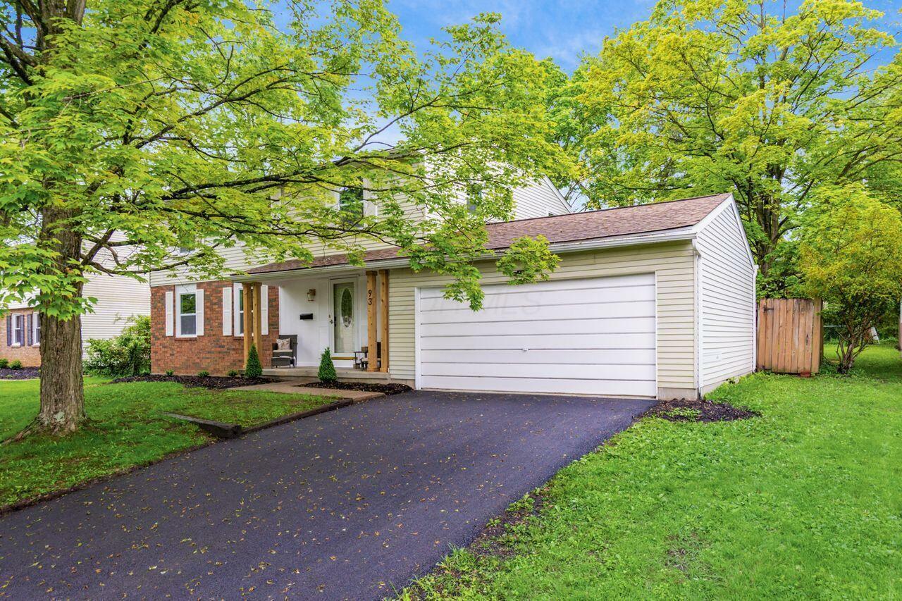 Property Photo: 93 Kennebec E Place OH 43081