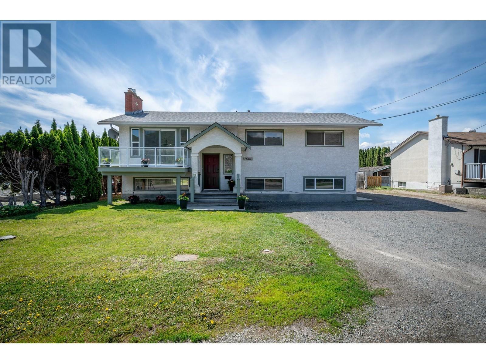 1561 Parkcrest Avenue  Kamloops BC V2B 4W6 photo