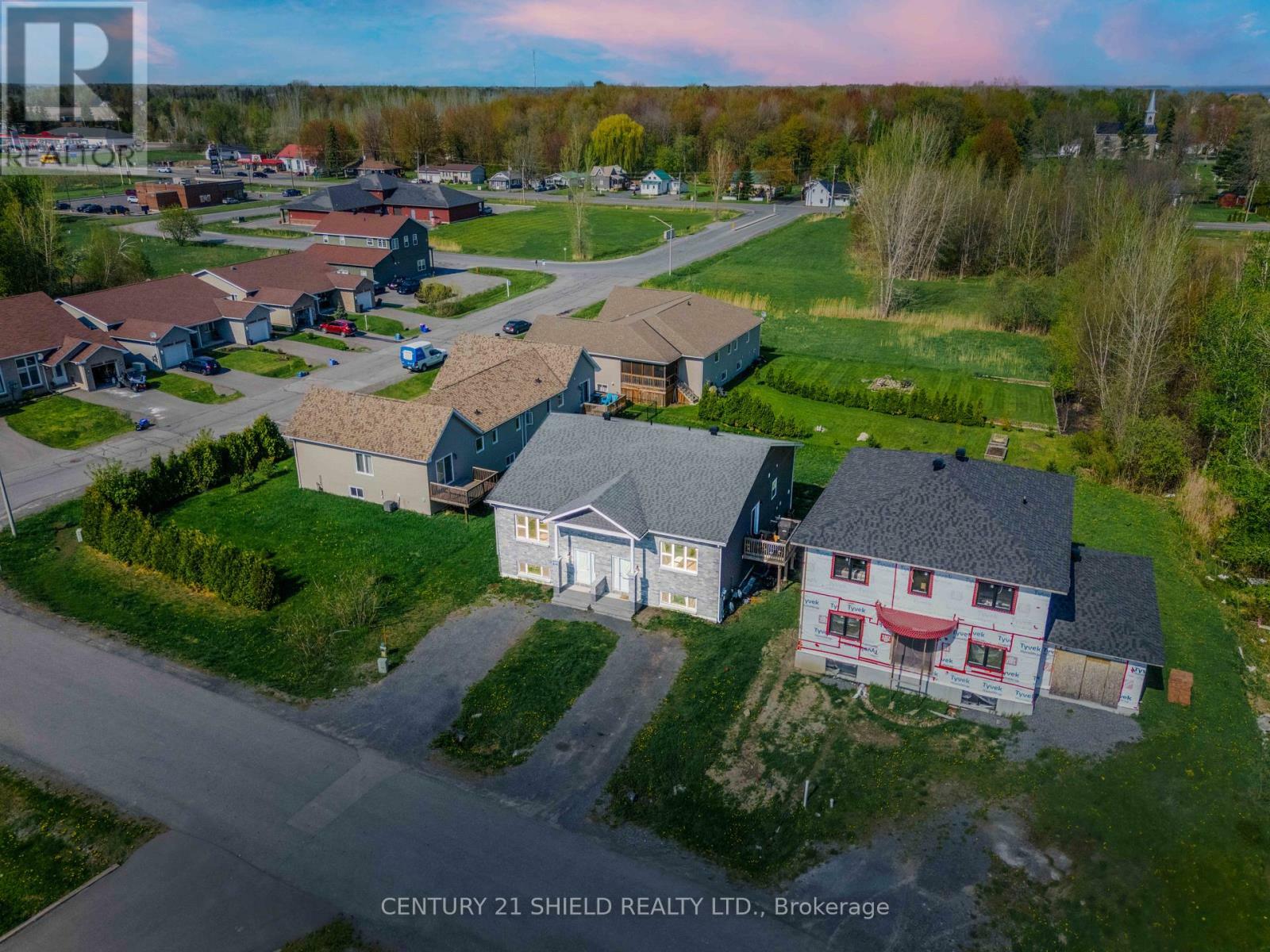 Photo de la propriété: Monument Way ON K0C 2C0