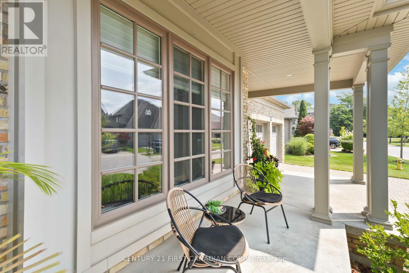 Property Photo: 217 Delacourt Road ON N6G 0H3