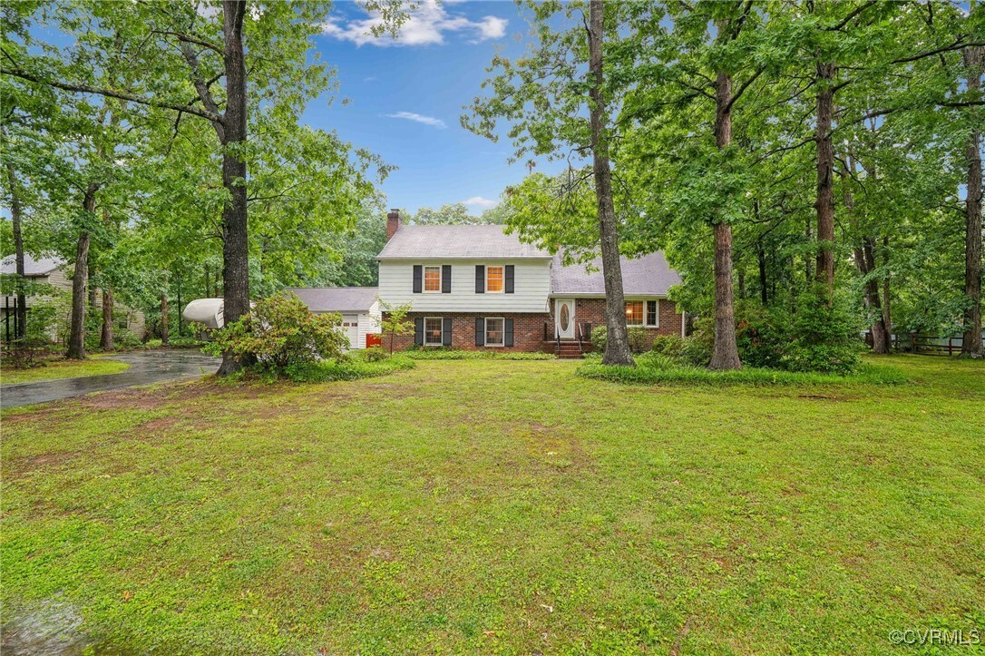 Property Photo: 416 Kevinmeade Drive VA 23114