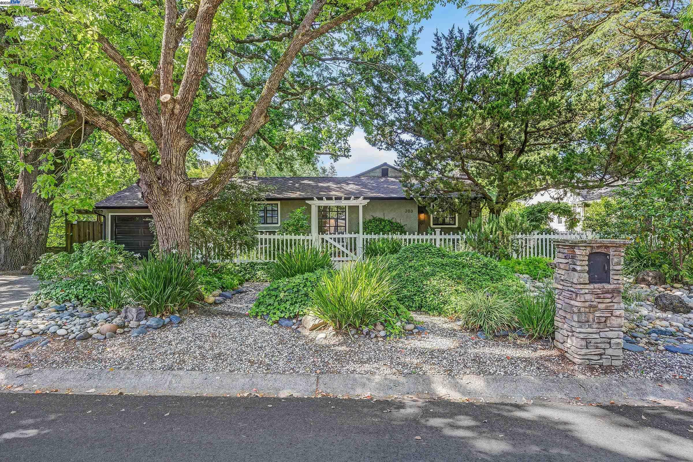 Property Photo: 203 Roberta Ave CA 94523