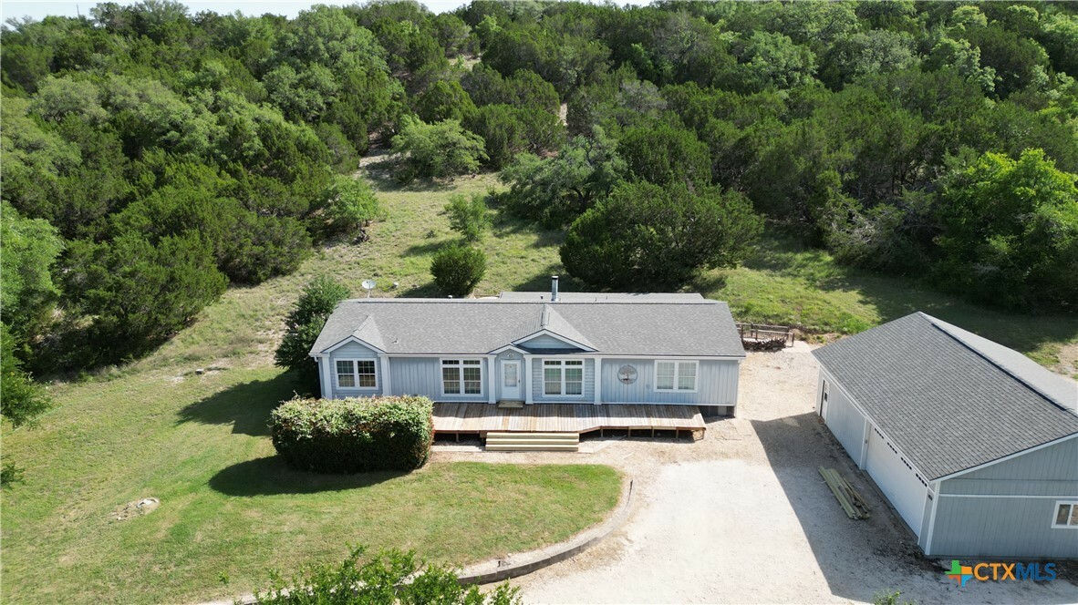 Property Photo: 105 Holman Circle TX 76528
