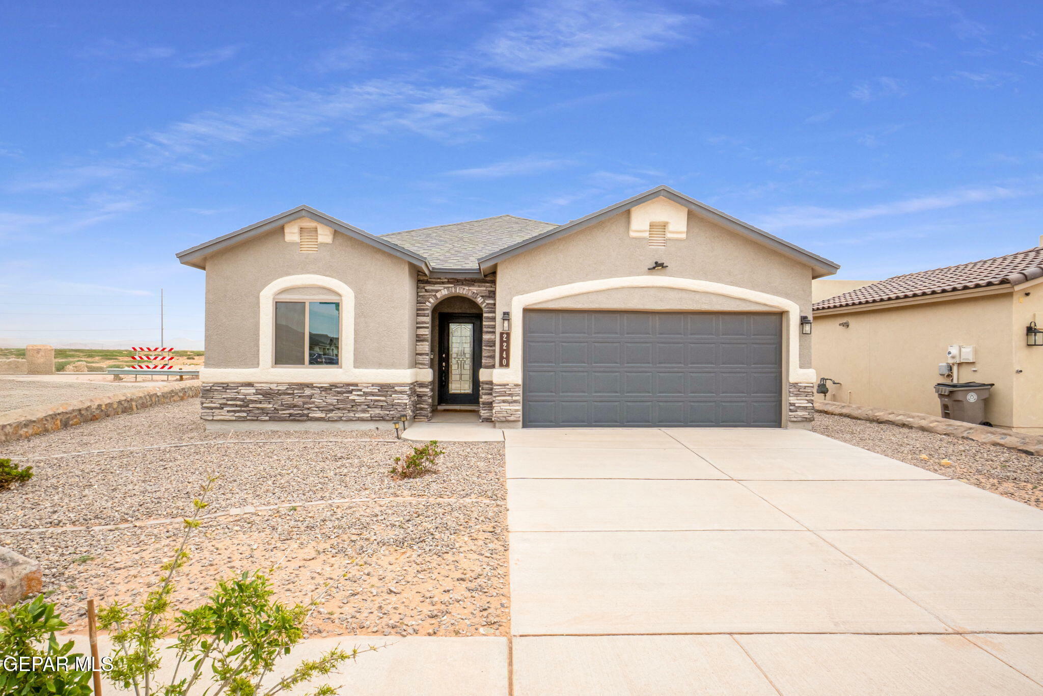 2240 Tierra Delmonte Drive  El Paso TX 79938 photo