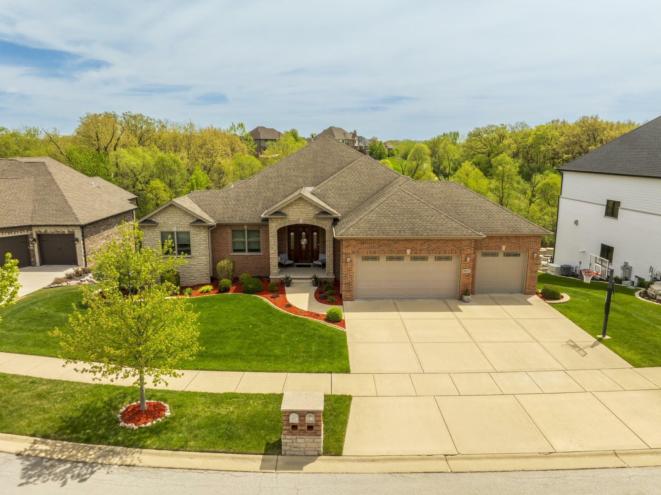 8907 Hillside Drive  St. John IN 46373 photo