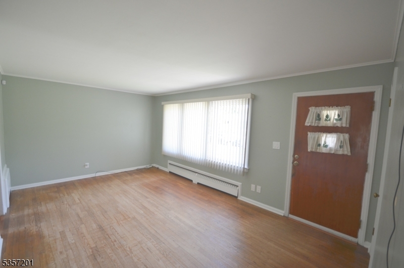 Property Photo: 271 Valley Rd NJ 07066