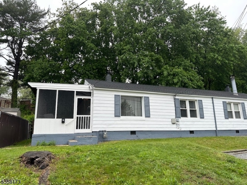 Property Photo: 7 Cleveland Ave NJ 07801