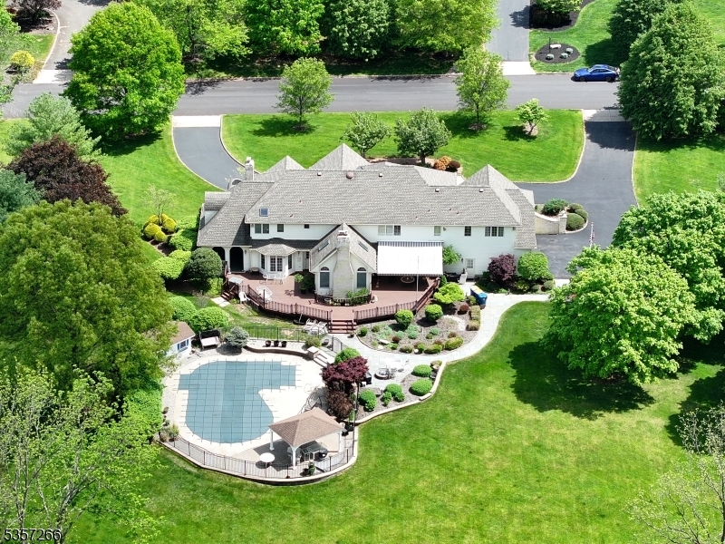 Property Photo: 533 Horizon Way NJ 08853