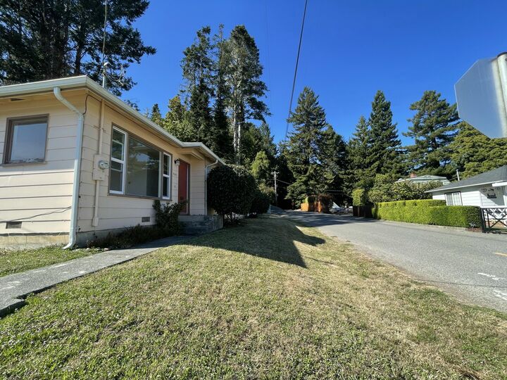 Property Photo:  960 14th Street  CA 95540 