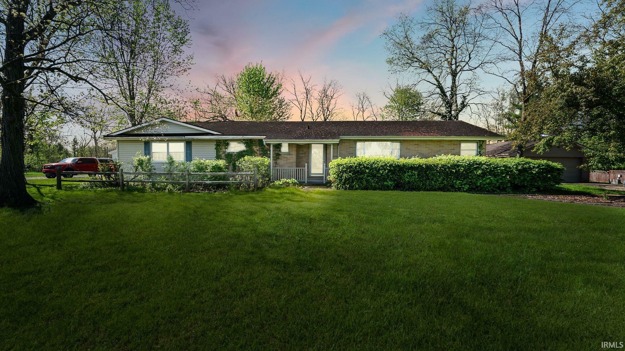 Property Photo: 800 E 900 N IN 46733