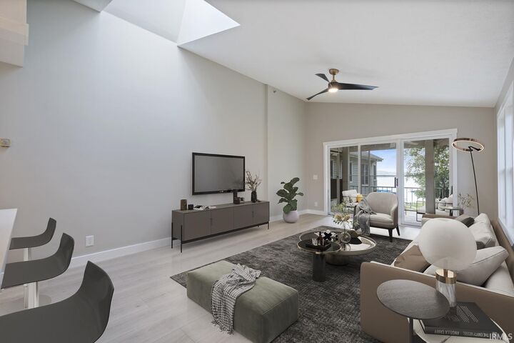Property Photo:  10035 N Turkey Creek Rd  #303 Pier 343 - Unit 303  IN 46567 