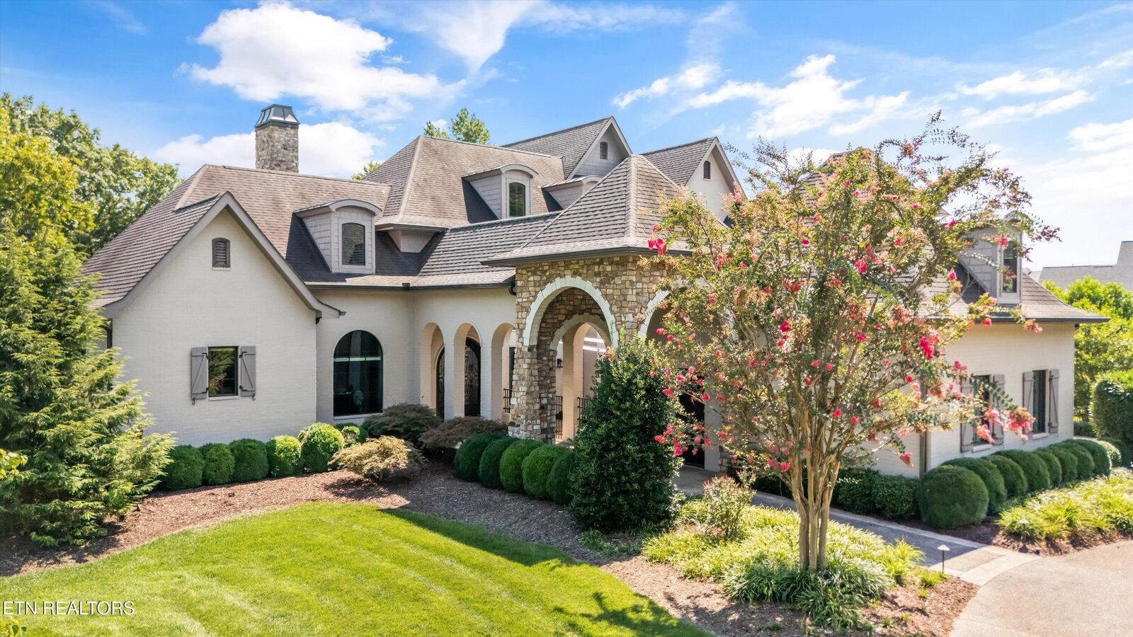 Property Photo:  2403 Woodland Reserve Lane  TN 37919 