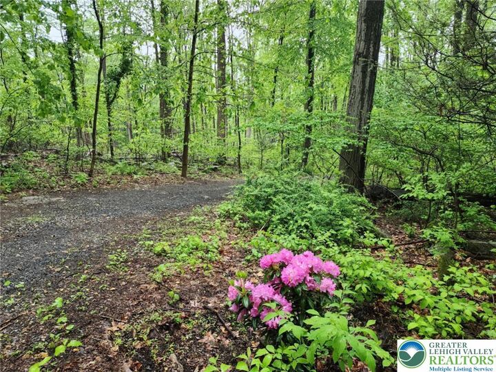 Property Photo:  2244 Williams Church Road  PA 18055 