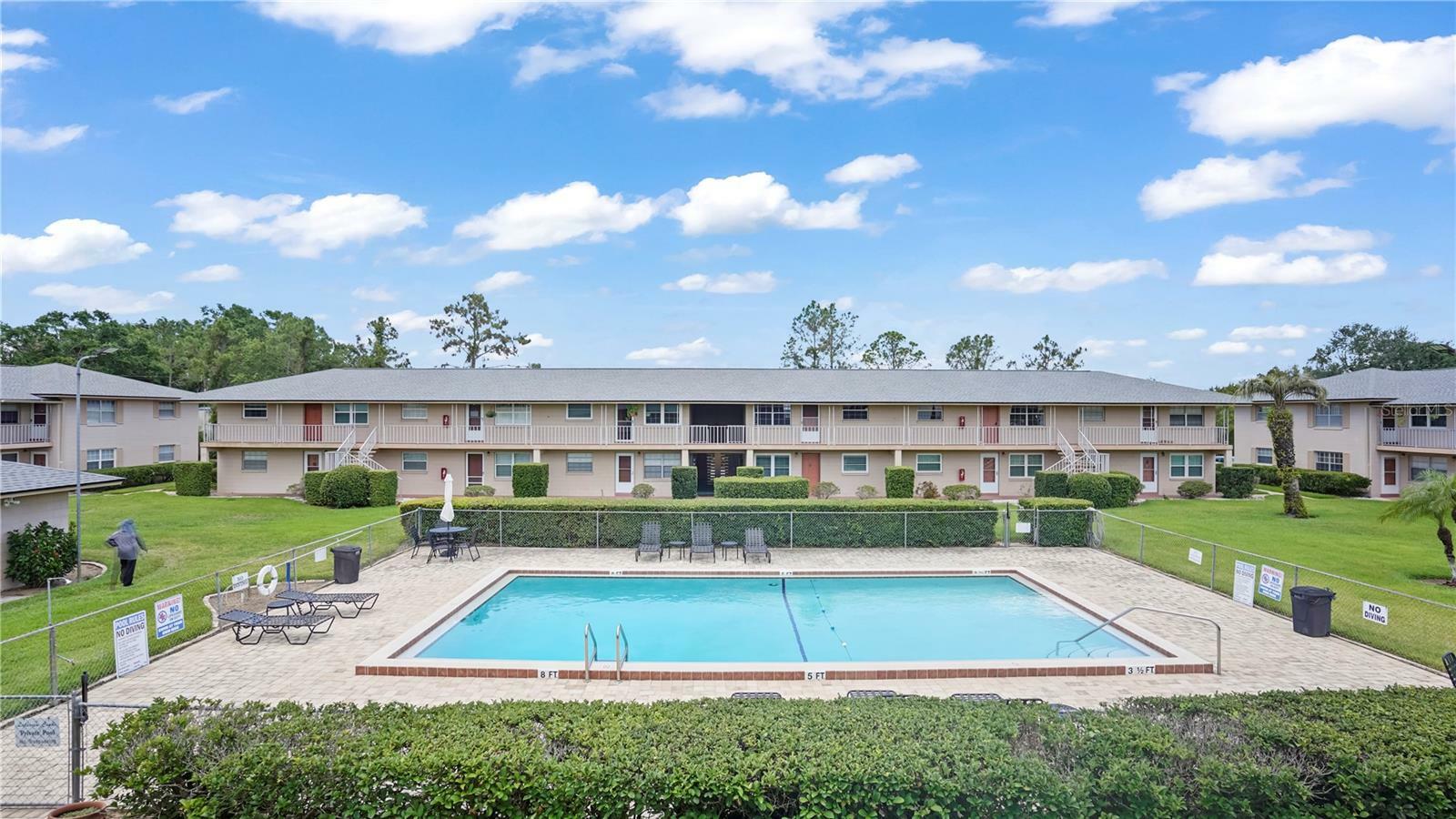 Property Photo: 1100 E Caroline Street 107 FL 32778