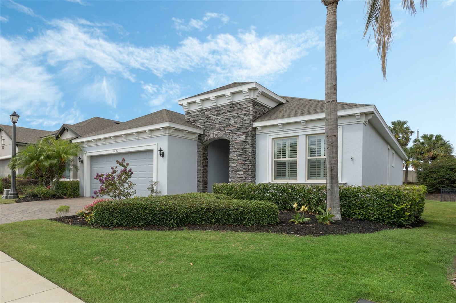 Property Photo:  1027 Timbervale Trail  FL 34715 