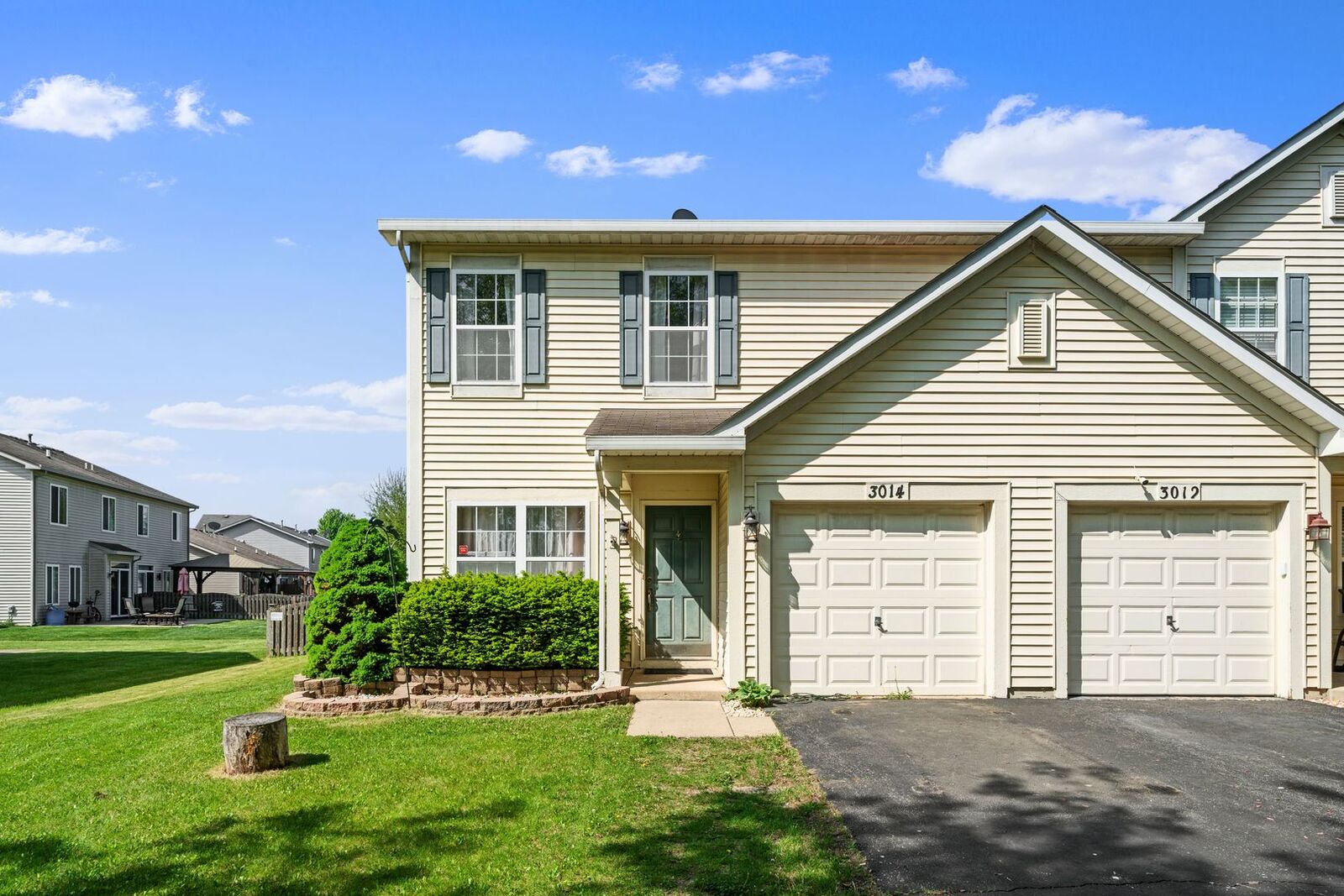 Property Photo:  3014 Courtney Street  IL 60545 