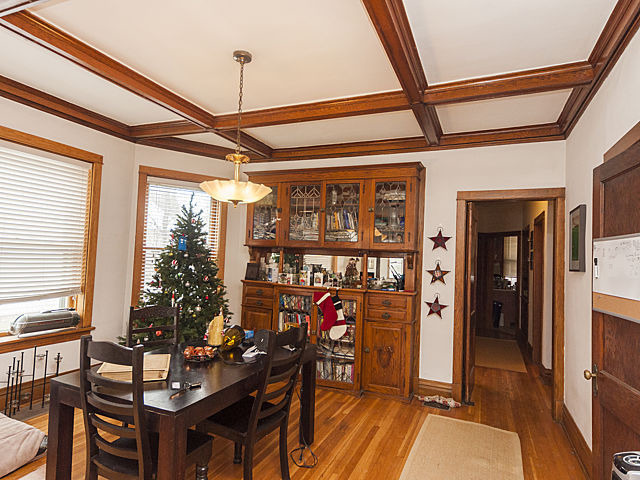 Property Photo: 4870 N Paulina Street IL 60640