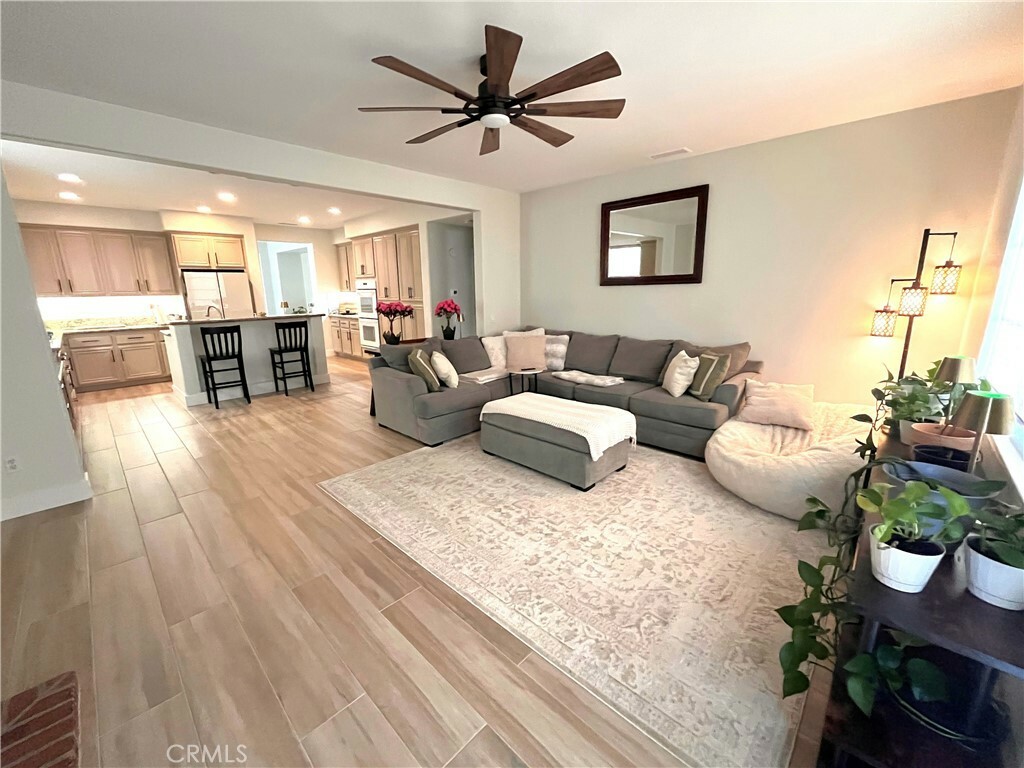 Property Photo: 45723 Pheasant Place CA 92592