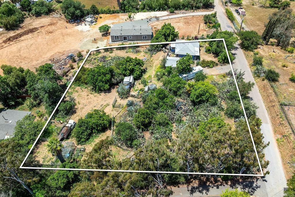 Property Photo:  2163 Gracey Lane  CA 92028 