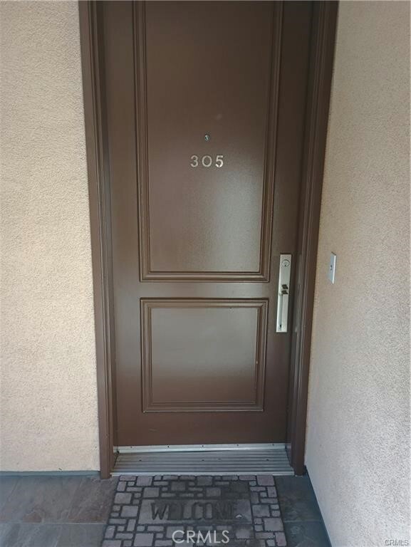 Property Photo: 837 N Hudson Avenue 305 CA 90038